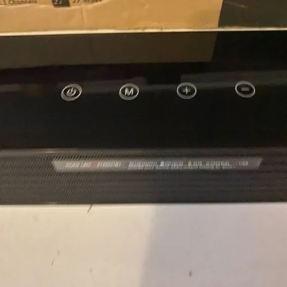 Bestisan Sound Bar an Subwoofer